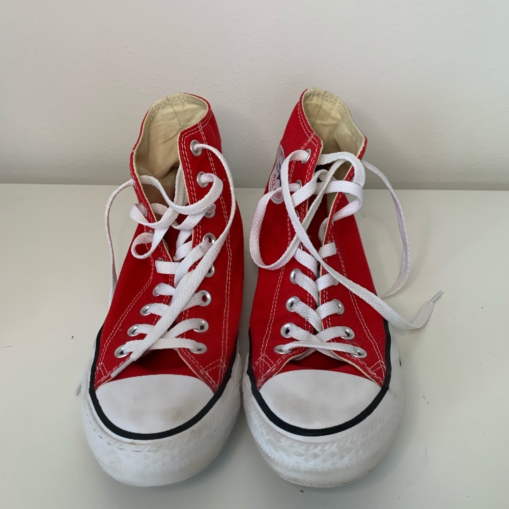 Red converse